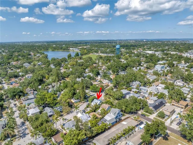 1038 Crescent Lake Drive N, ST PETERSBURG
