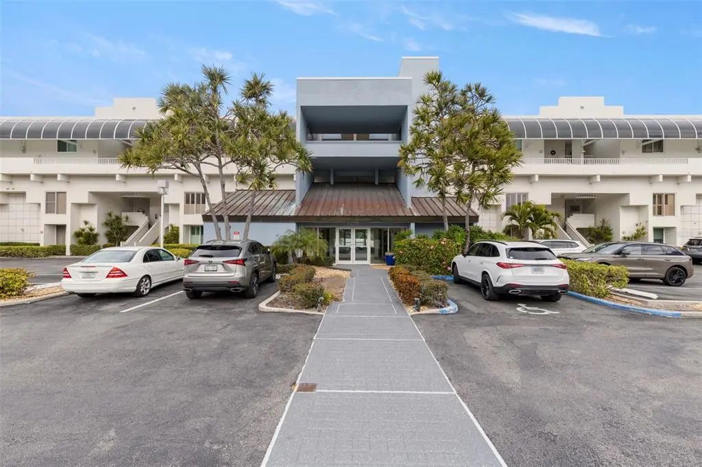 5279 Isla Key Boulevard S 413, ST PETERSBURG