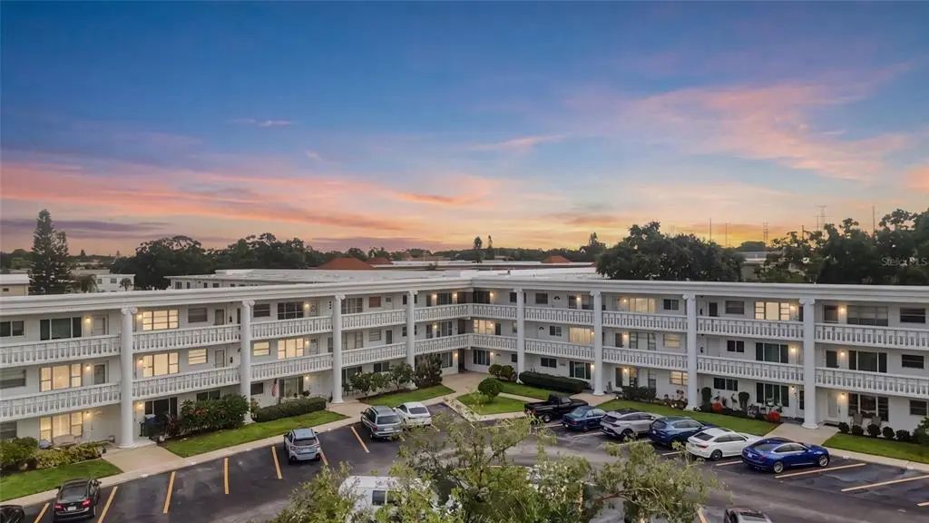 2454 Australia Way E 32, CLEARWATER