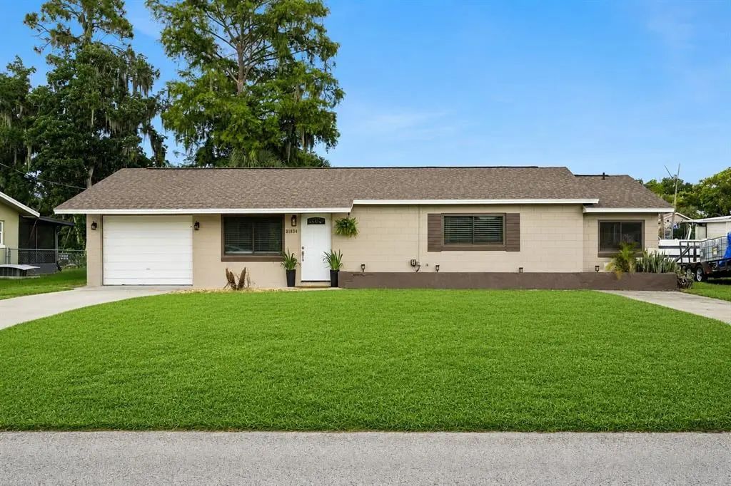 31834 Blanton Lane, TAVARES