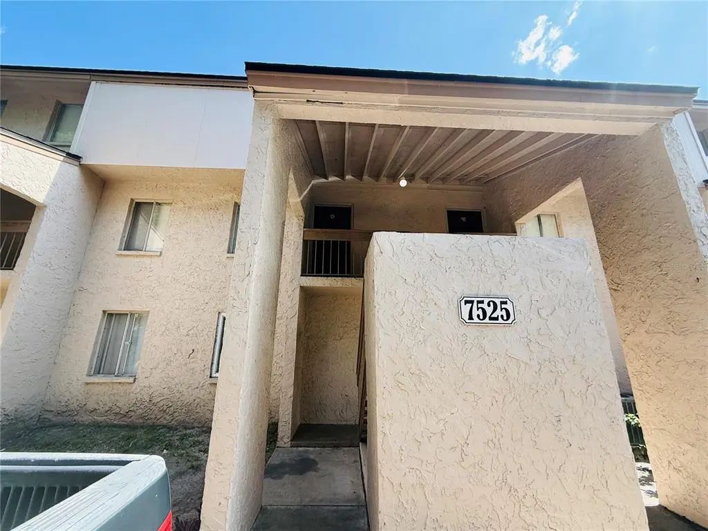 7525 Pitch Pine Circle D, TAMPA