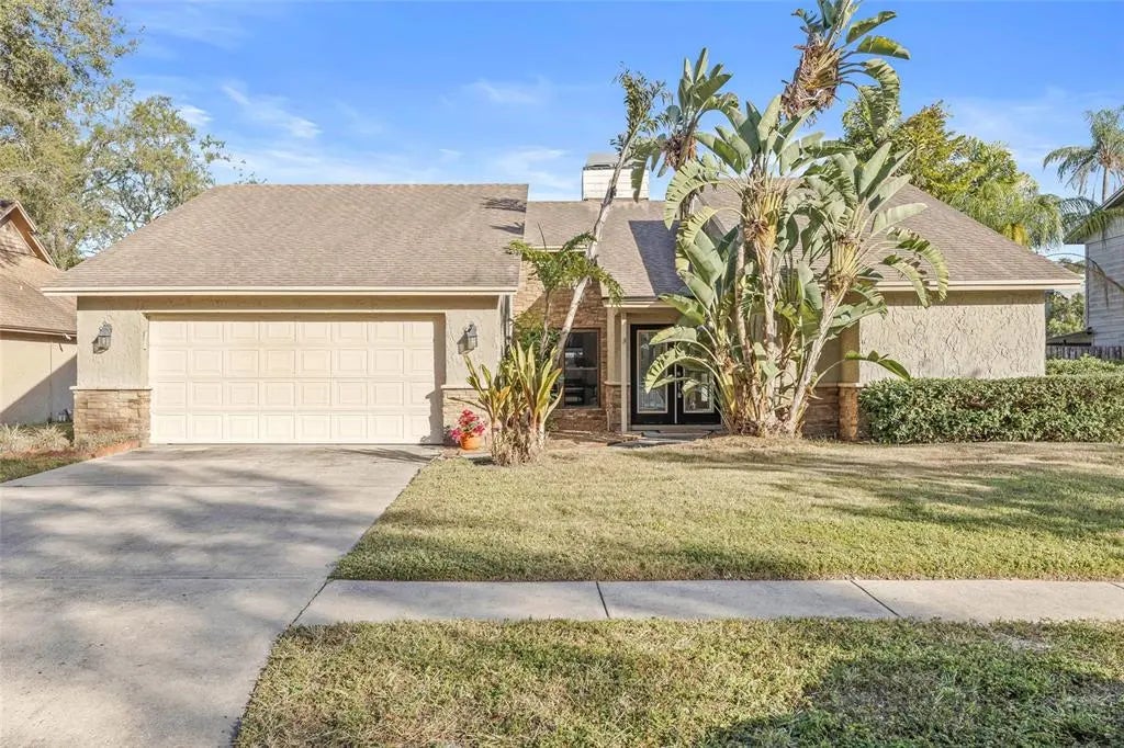 10907 Winter Oak Place, TAMPA