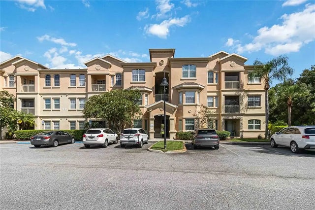 614 Terrace Ridge Circle 614, DAVENPORT
