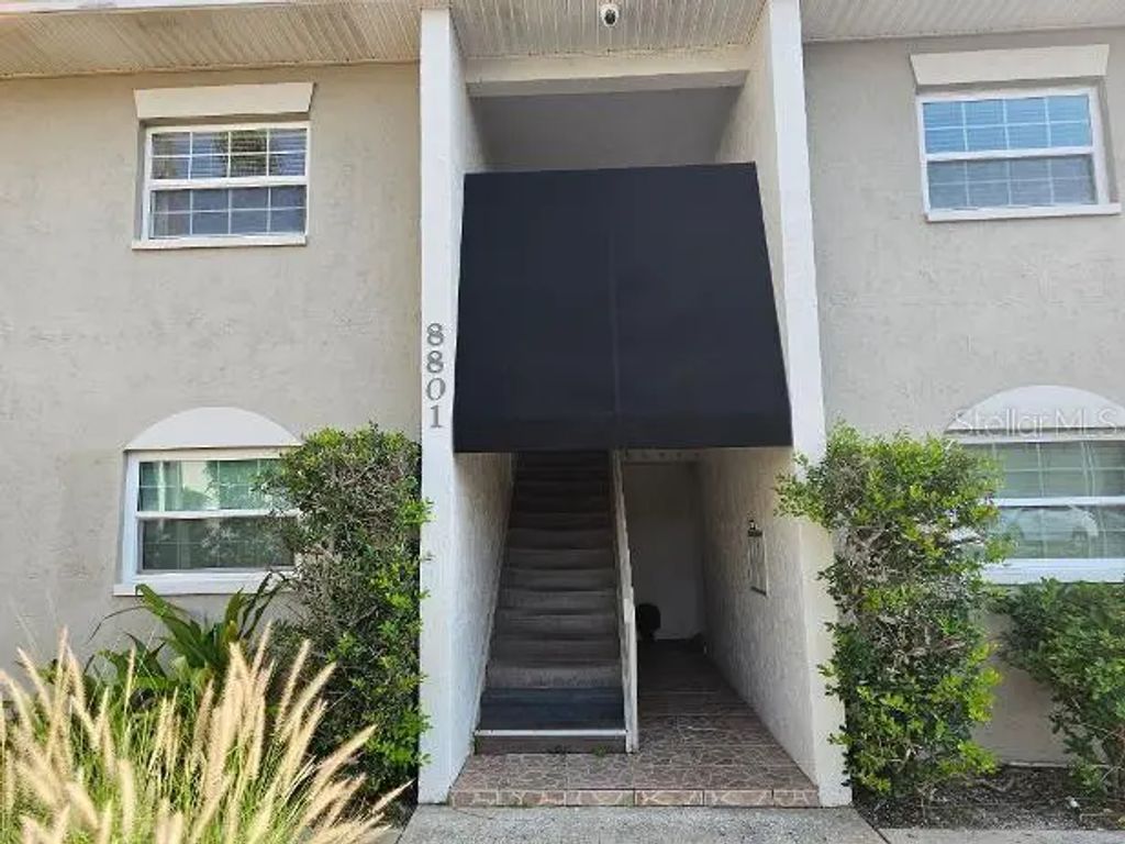 8801 Bay Pointe Drive A202, TAMPA