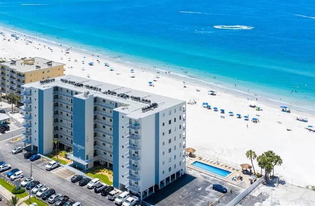 13500 Gulf Boulevard 706, MADEIRA BEACH