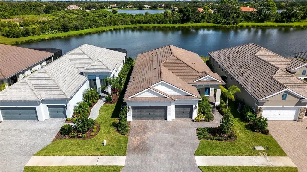 10253 Canaveral Circle, SARASOTA