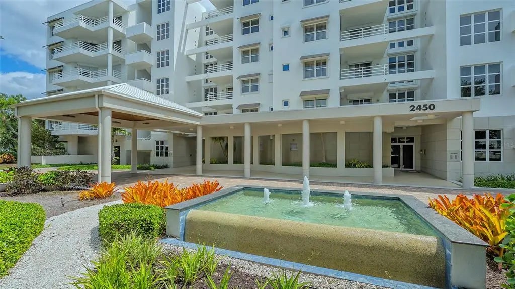 2450 Harbourside Drive 212, LONGBOAT KEY