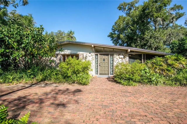 657 Lake Drive, ALTAMONTE SPRINGS