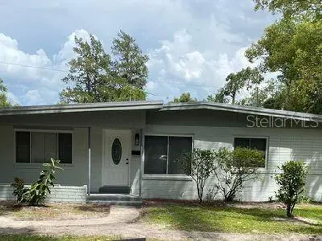 1115 Ne 5th Place, GAINESVILLE