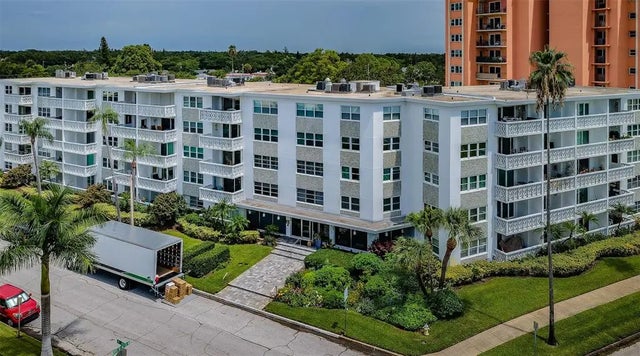 1100 N Shore Drive Ne 407, ST PETERSBURG
