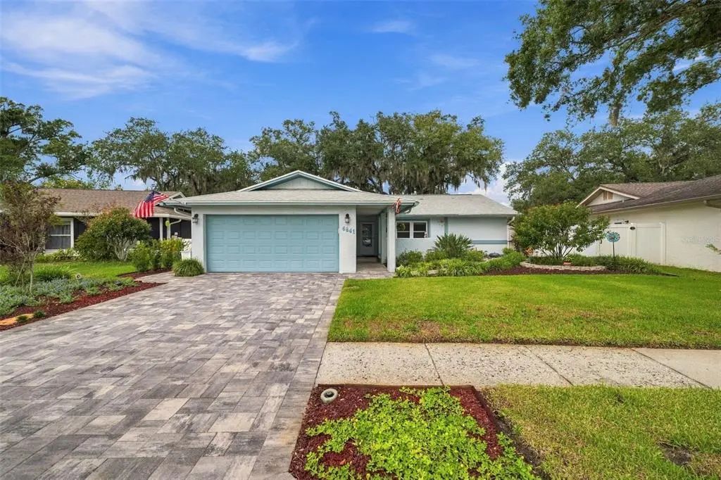 6841 Circlecreek Drive, PINELLAS PARK