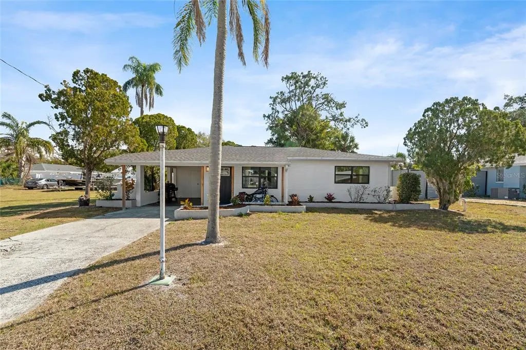 3217 Teal Avenue, SARASOTA