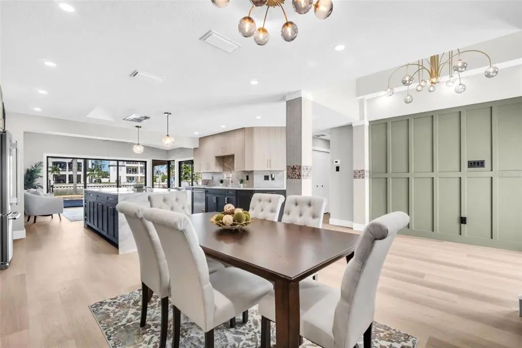 11 of 73 - 15918 Redington Drive, REDINGTON BEACH, FL