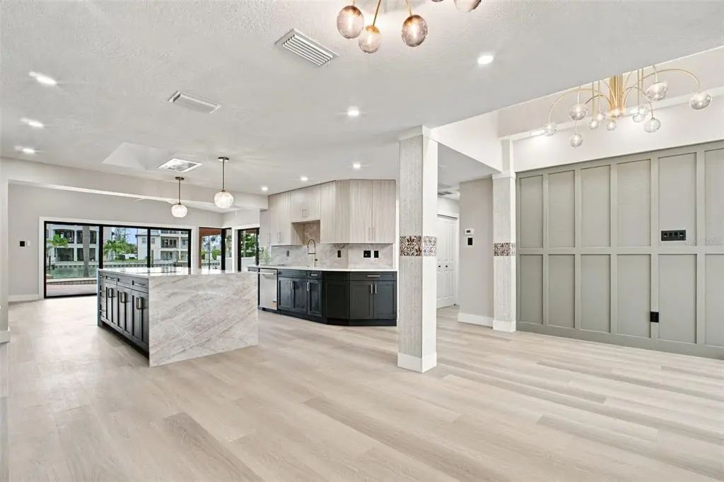 12 of 73 - 15918 Redington Drive, REDINGTON BEACH, FL