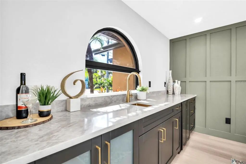 14 of 73 - 15918 Redington Drive, REDINGTON BEACH, FL