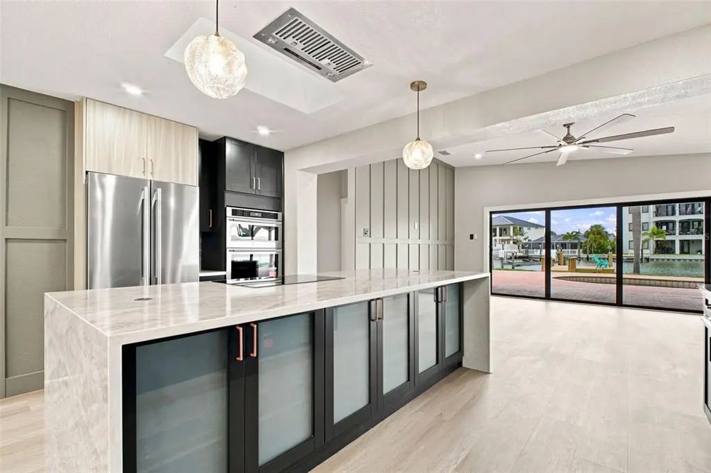 20 of 73 - 15918 Redington Drive, REDINGTON BEACH, FL
