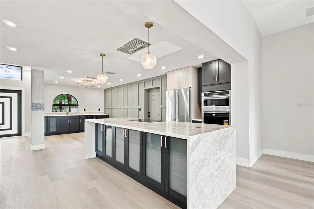 21 of 73 - 15918 Redington Drive, REDINGTON BEACH, FL