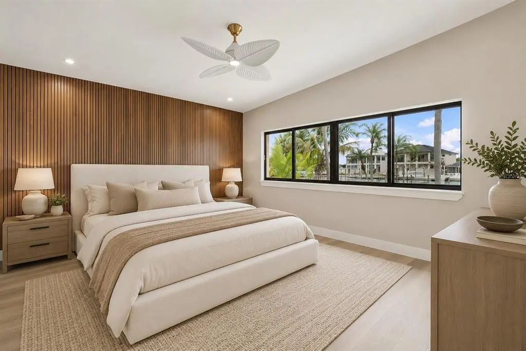 28 of 73 - 15918 Redington Drive, REDINGTON BEACH, FL