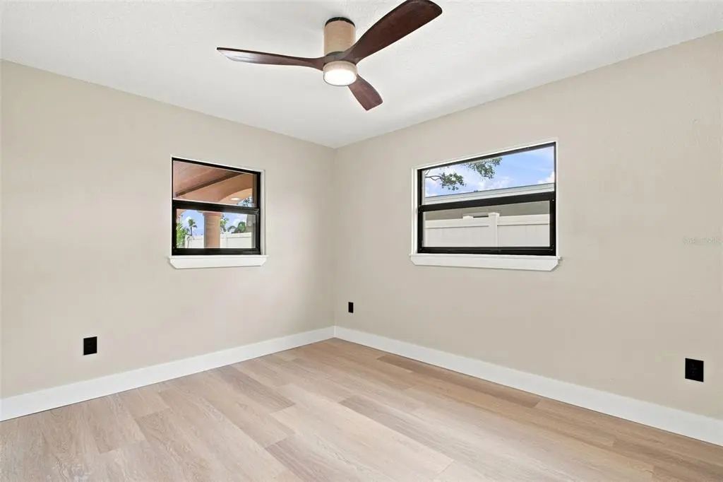 36 of 73 - 15918 Redington Drive, REDINGTON BEACH, FL