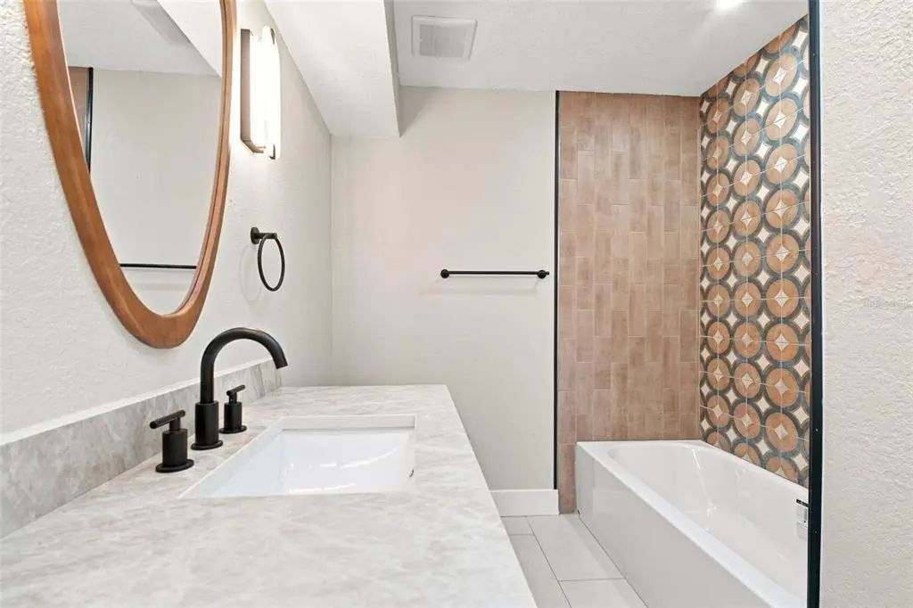 38 of 73 - 15918 Redington Drive, REDINGTON BEACH, FL