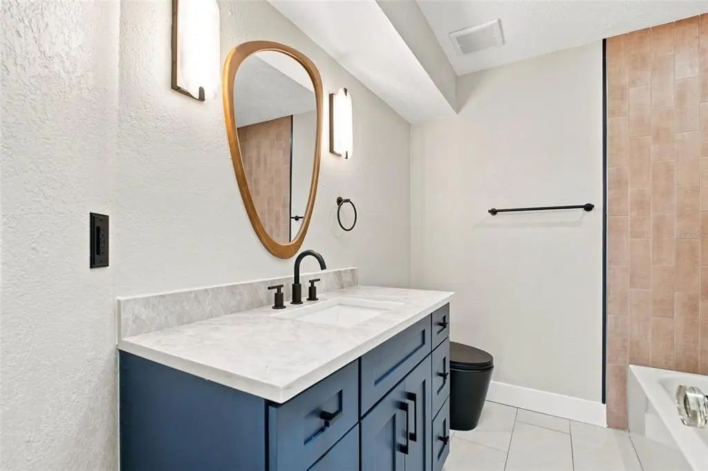 39 of 73 - 15918 Redington Drive, REDINGTON BEACH, FL