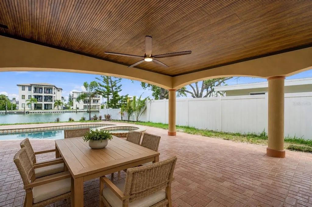 44 of 73 - 15918 Redington Drive, REDINGTON BEACH, FL