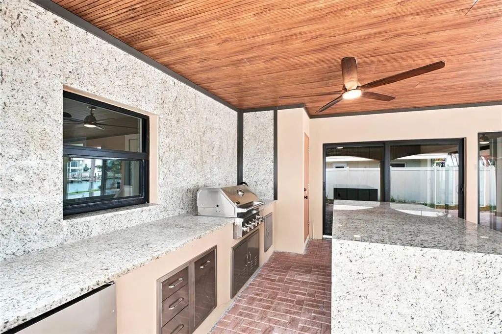 47 of 73 - 15918 Redington Drive, REDINGTON BEACH, FL