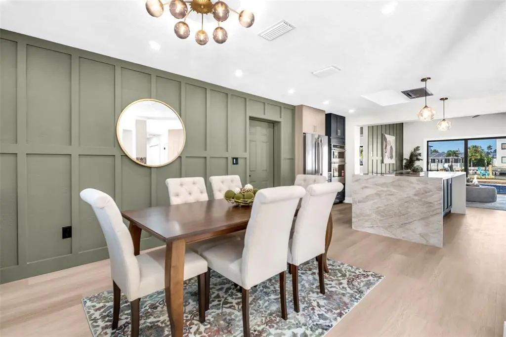 6 of 73 - 15918 Redington Drive, REDINGTON BEACH, FL