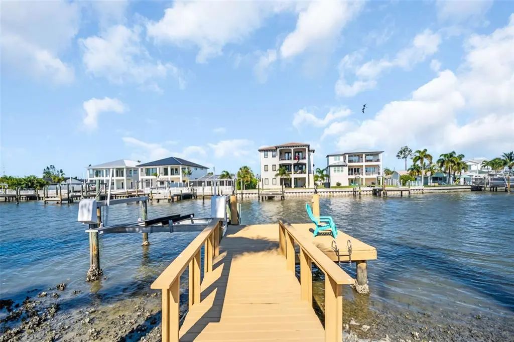 60 of 73 - 15918 Redington Drive, REDINGTON BEACH, FL