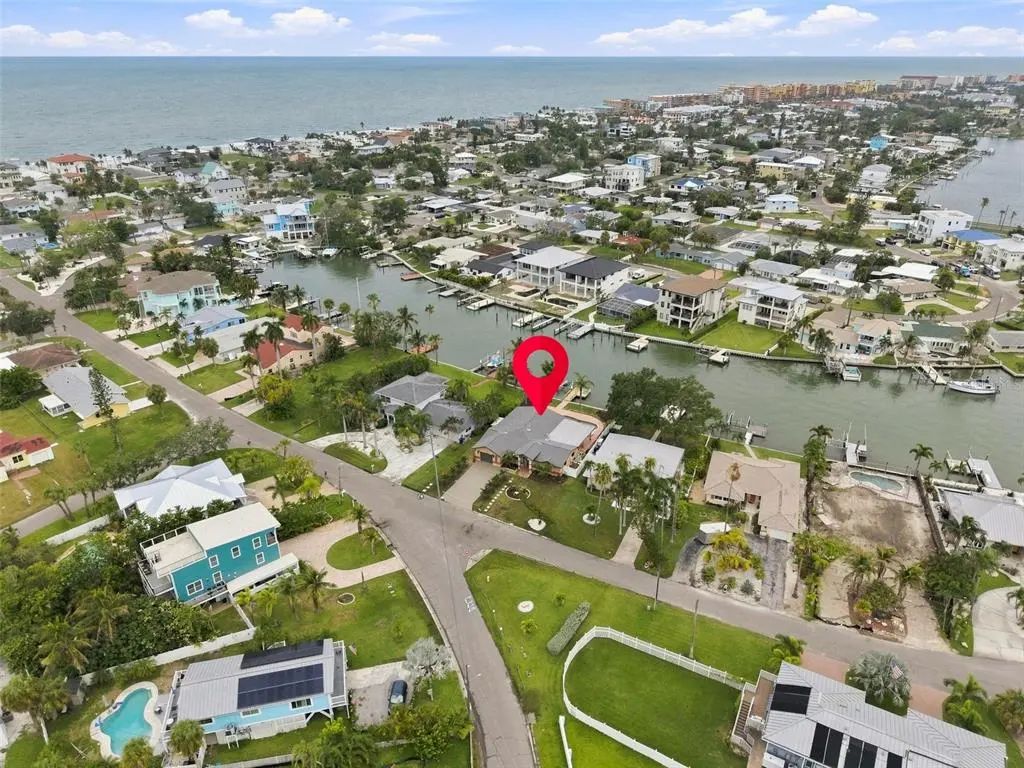 68 of 73 - 15918 Redington Drive, REDINGTON BEACH, FL