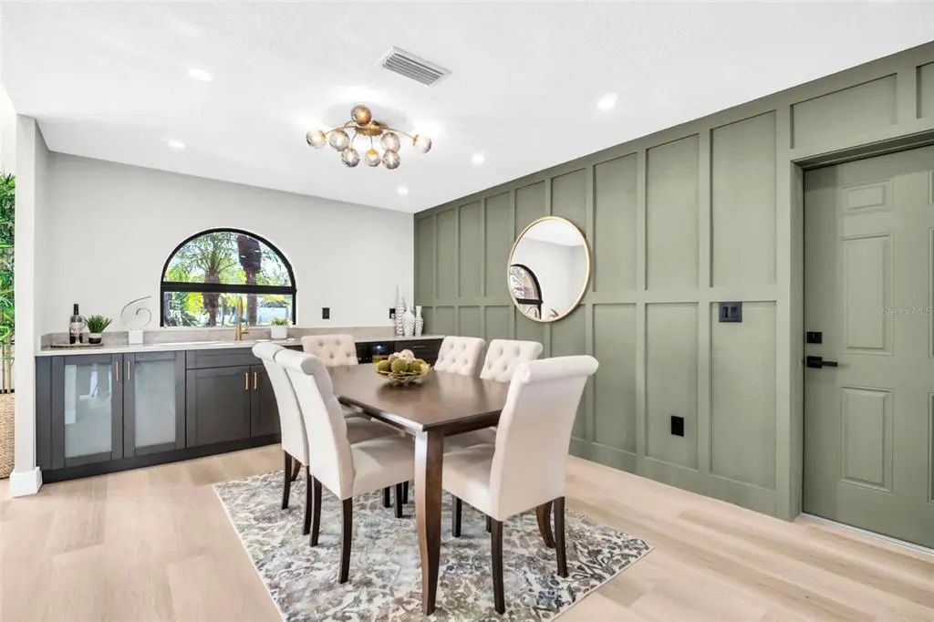 7 of 73 - 15918 Redington Drive, REDINGTON BEACH, FL