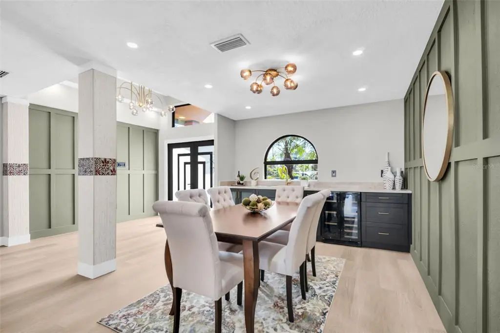 8 of 73 - 15918 Redington Drive, REDINGTON BEACH, FL