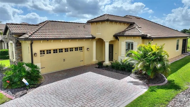 8924 Dove Valley Way, DAVENPORT