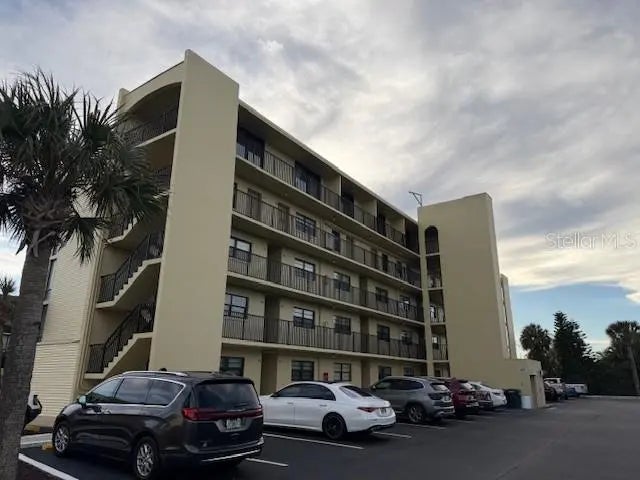1437 N Atlantic Avenue 410, DAYTONA BEACH