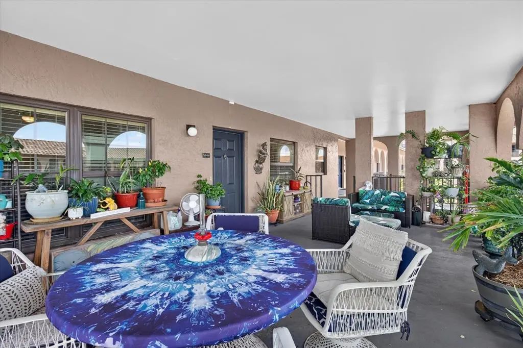 6100 Gulfport Boulevard S 401, GULFPORT