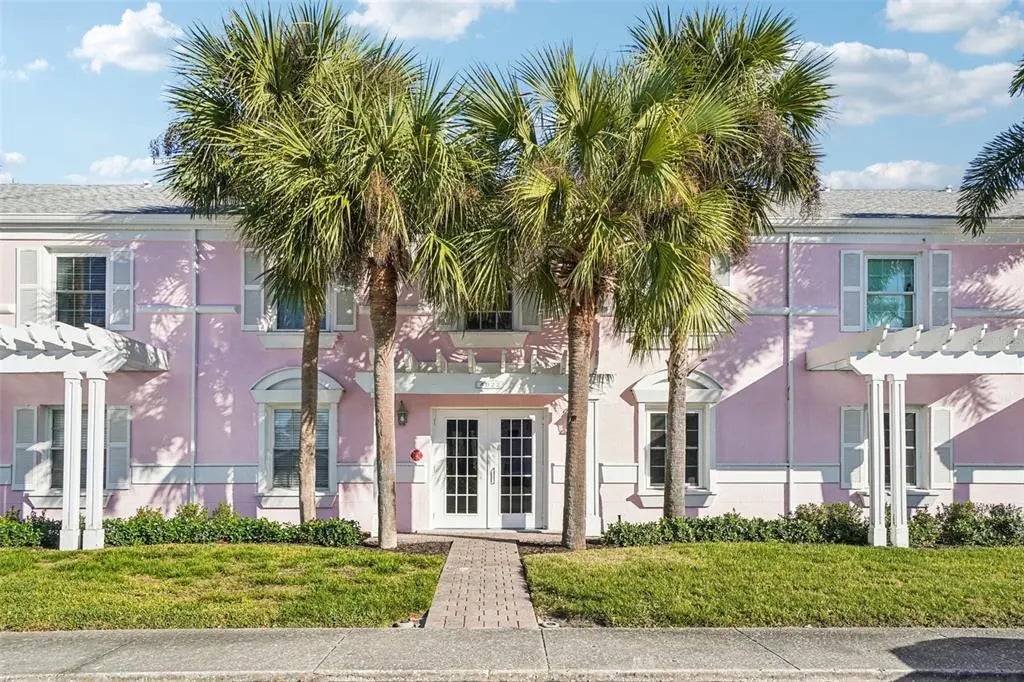 4822 Coquina Key Drive Se B, ST PETERSBURG