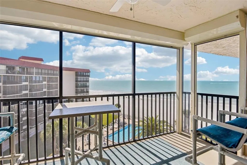 18304 Gulf Boulevard 607, REDINGTON SHORES
