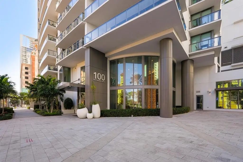 100 1st Avenue N 1407, ST. PETERSBURG
