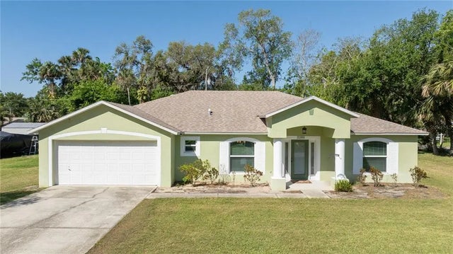 2204 Kumquat Drive, EDGEWATER
