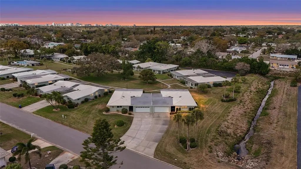 3206 Village Green Drive 1036, SARASOTA