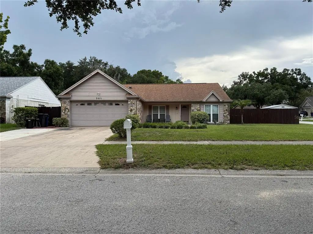 2601 Hampton Park Place, SEFFNER