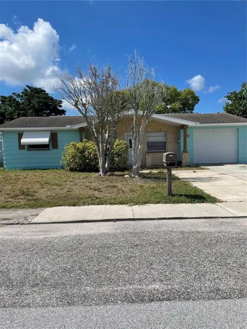 3128 Kilburn Road, HOLIDAY