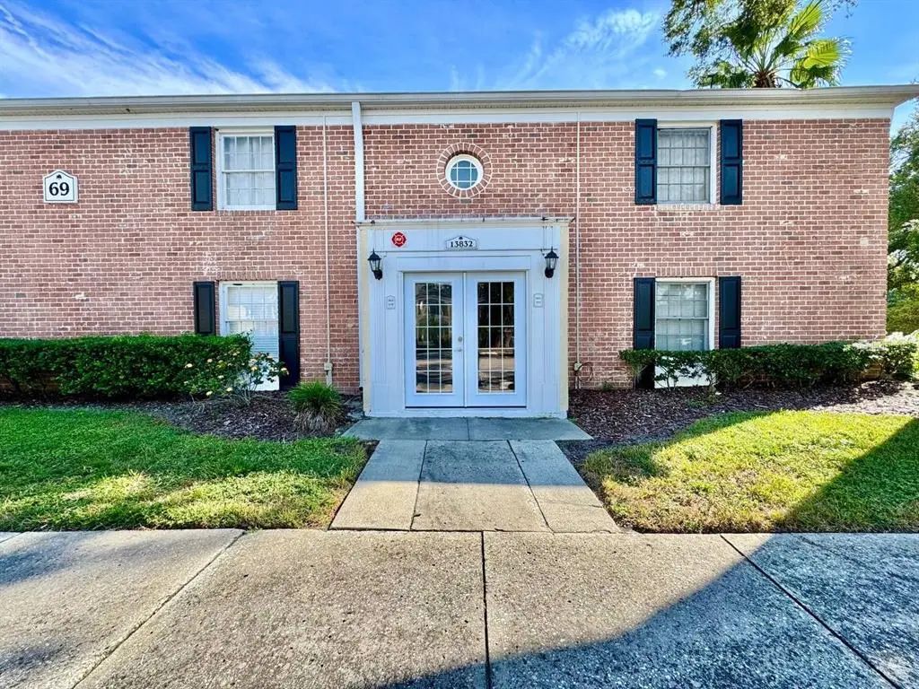 13832 Orange Sunset Drive 202, TAMPA