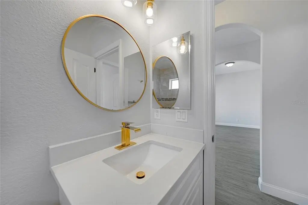 Gulf Shores Realty: 29 e94dc7d7c94dd4cdb0b0dcd0163fc1e8 l