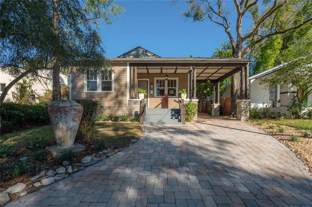 319 W South Avenue, TAMPA