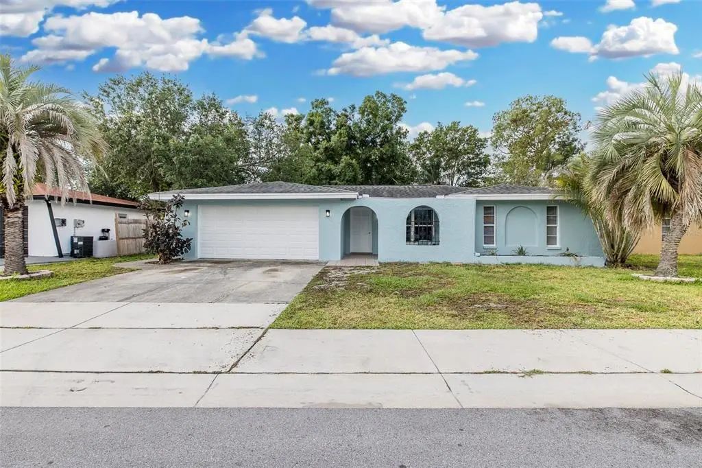 1815 Driftwood Circle S, OLDSMAR