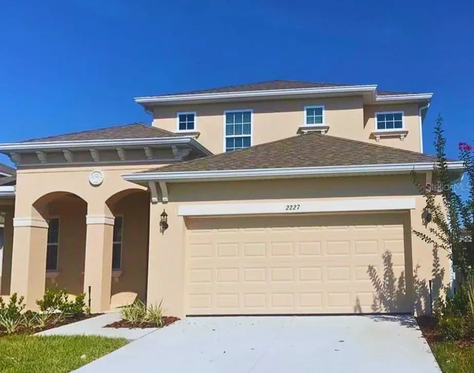 2227 Crofton Avenue, DAVENPORT