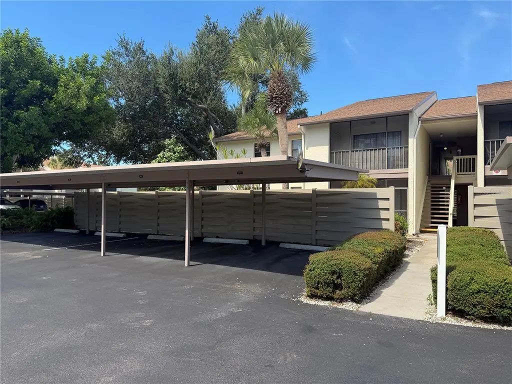 634 Bird Bay Drive E 201, VENICE