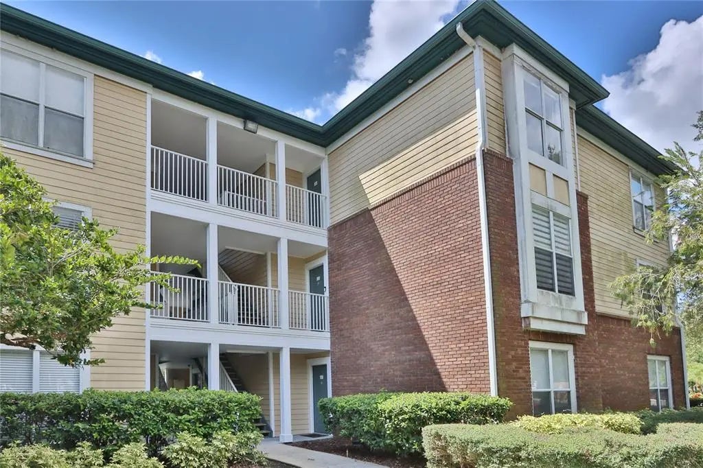 10110 Winsford Oak Boulevard 618, TAMPA