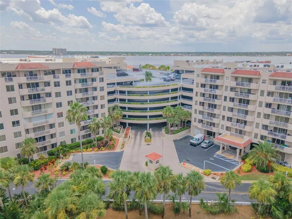 3 Oceans Boulevard W 2d4, DAYTONA BEACH